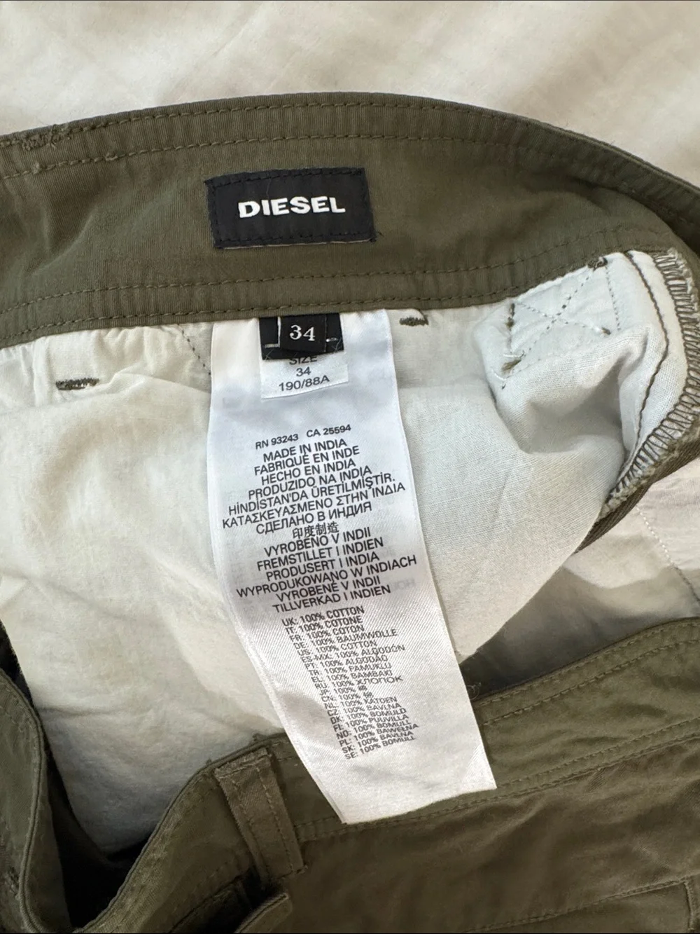 DIesel Men's Olive Cargo Shorts with Multi-Pocket Utility Design